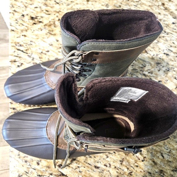 JBU Rain Boots, Size 7.5 - Picture 7 of 10